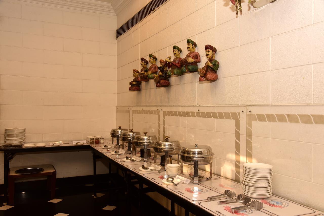 Hotel Atithi Mumbai Ngoại thất bức ảnh