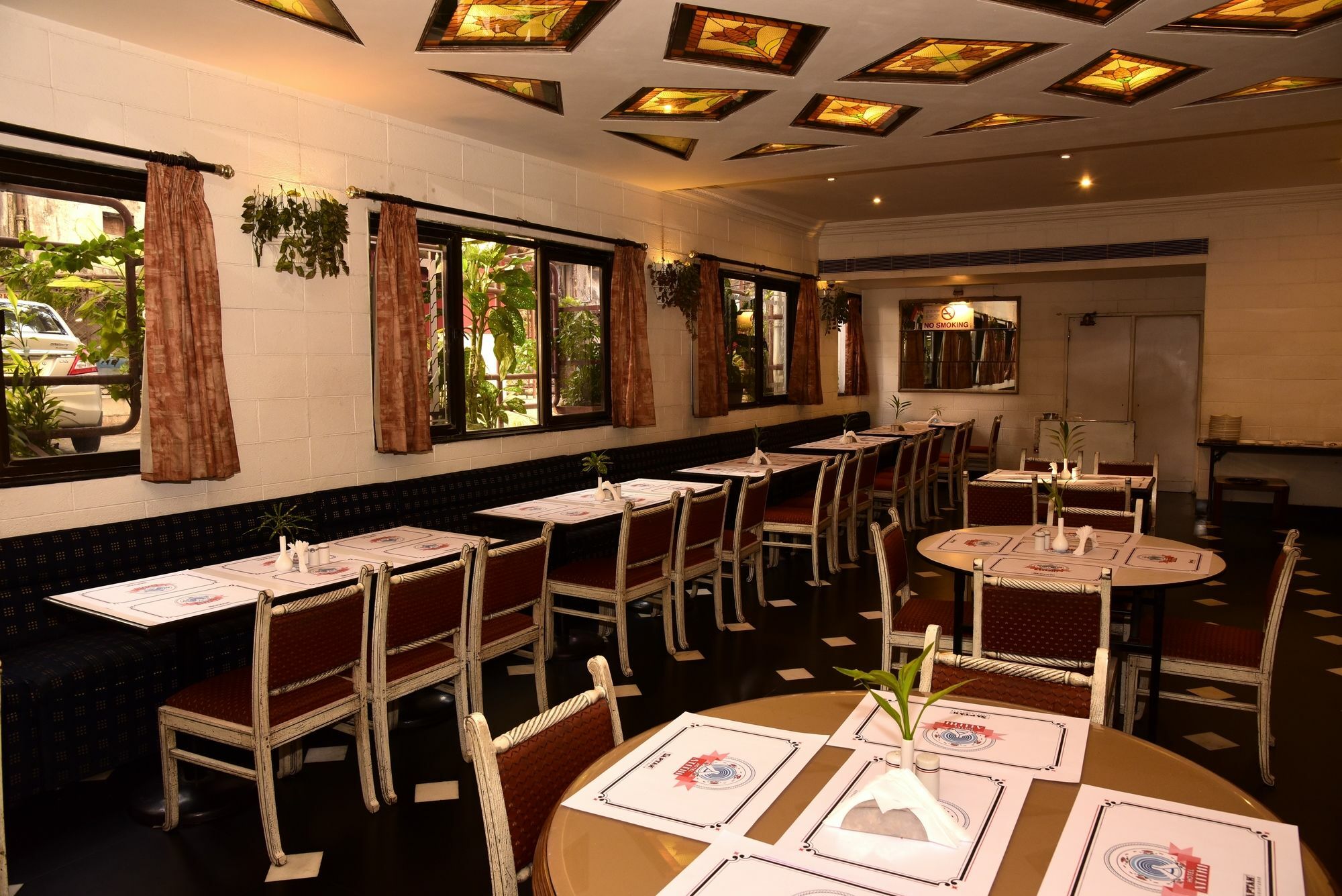 Hotel Atithi Mumbai Ngoại thất bức ảnh